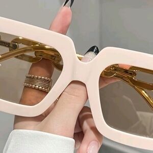 Unisex simple beige sunglasses trendy casual square for everyday use.